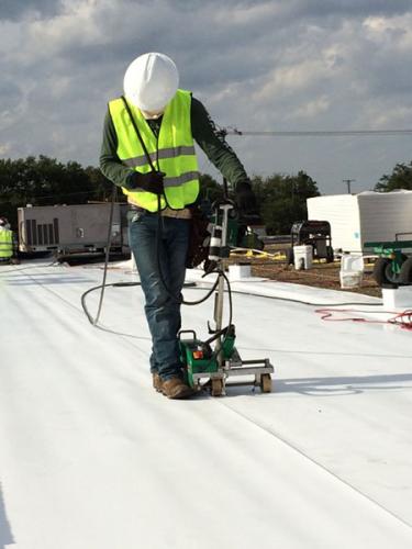 single-ply-roof-installation-michigan